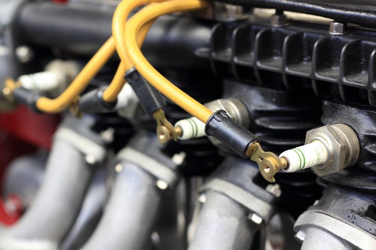 Cele 4 componente esențiale ale anatomiei unui motor pe care orice șofer ar trebui să le cunoască Cele 4 componente esențiale ale anatomiei unui motor pe care orice șofer ar trebui să le cunoască