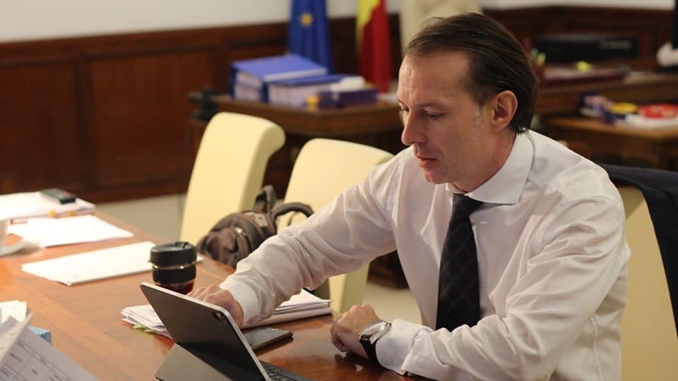 Guvernul pregătește o ordonanță de urgență prin care va elimina cotizarea automată lunară la sindicat în cazul angajaților de la stat Guvernul pregătește o ordonanță de urgență prin care va elimina cotizarea automată lunară la sindicat în cazul angajaților de la stat