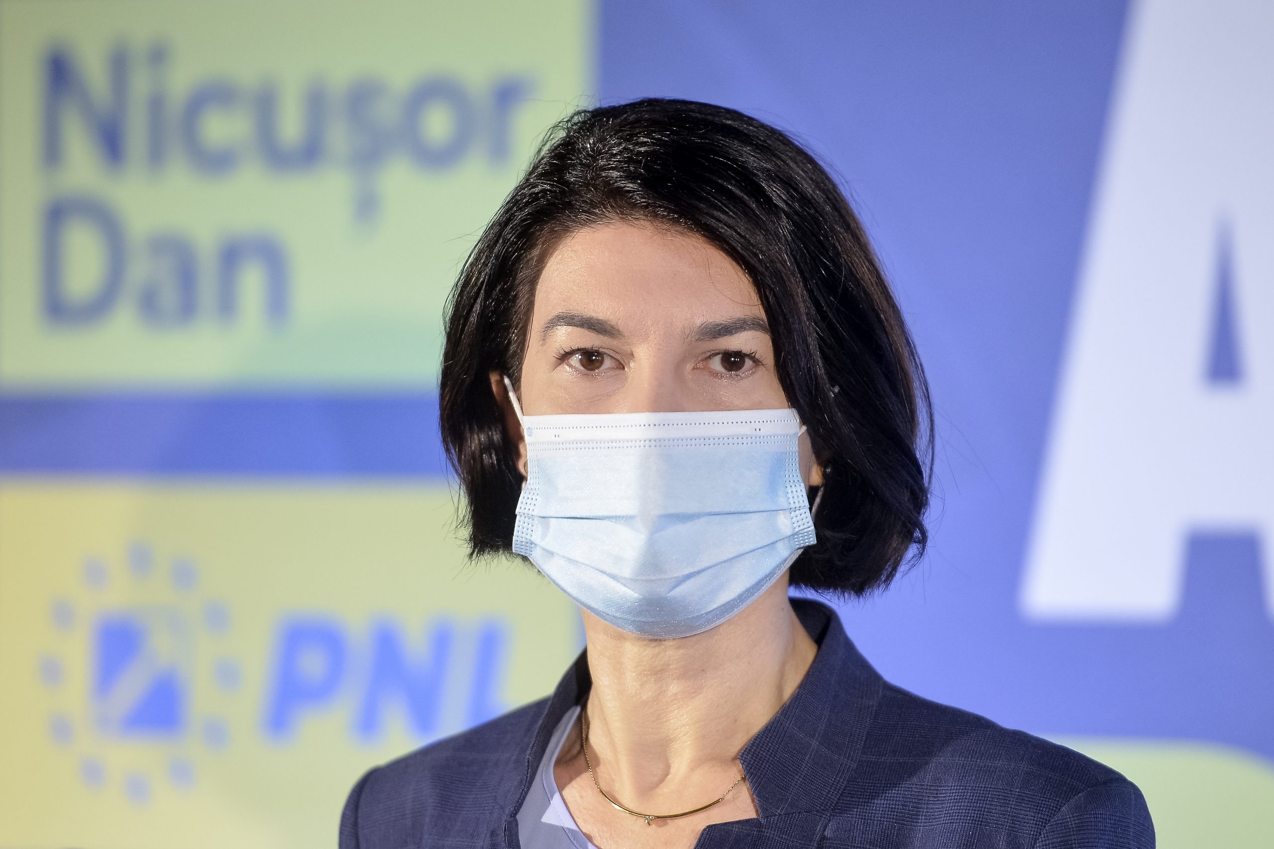 Violeta Alexandru, despre companiile municipale: Trebuie închise