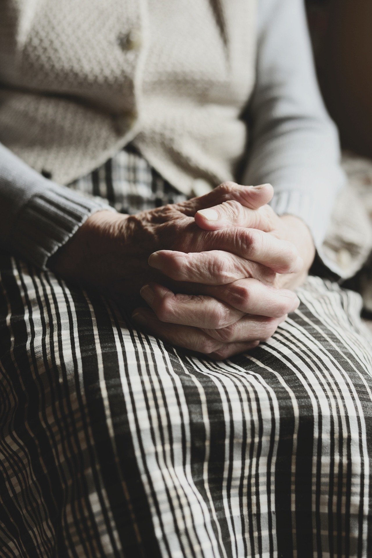 Descoperire șocantă în Scoţia. Pensionară aşteptată la vaccinare, găsită moartă. Femeia ar fi murit în urmă cu 12 ani