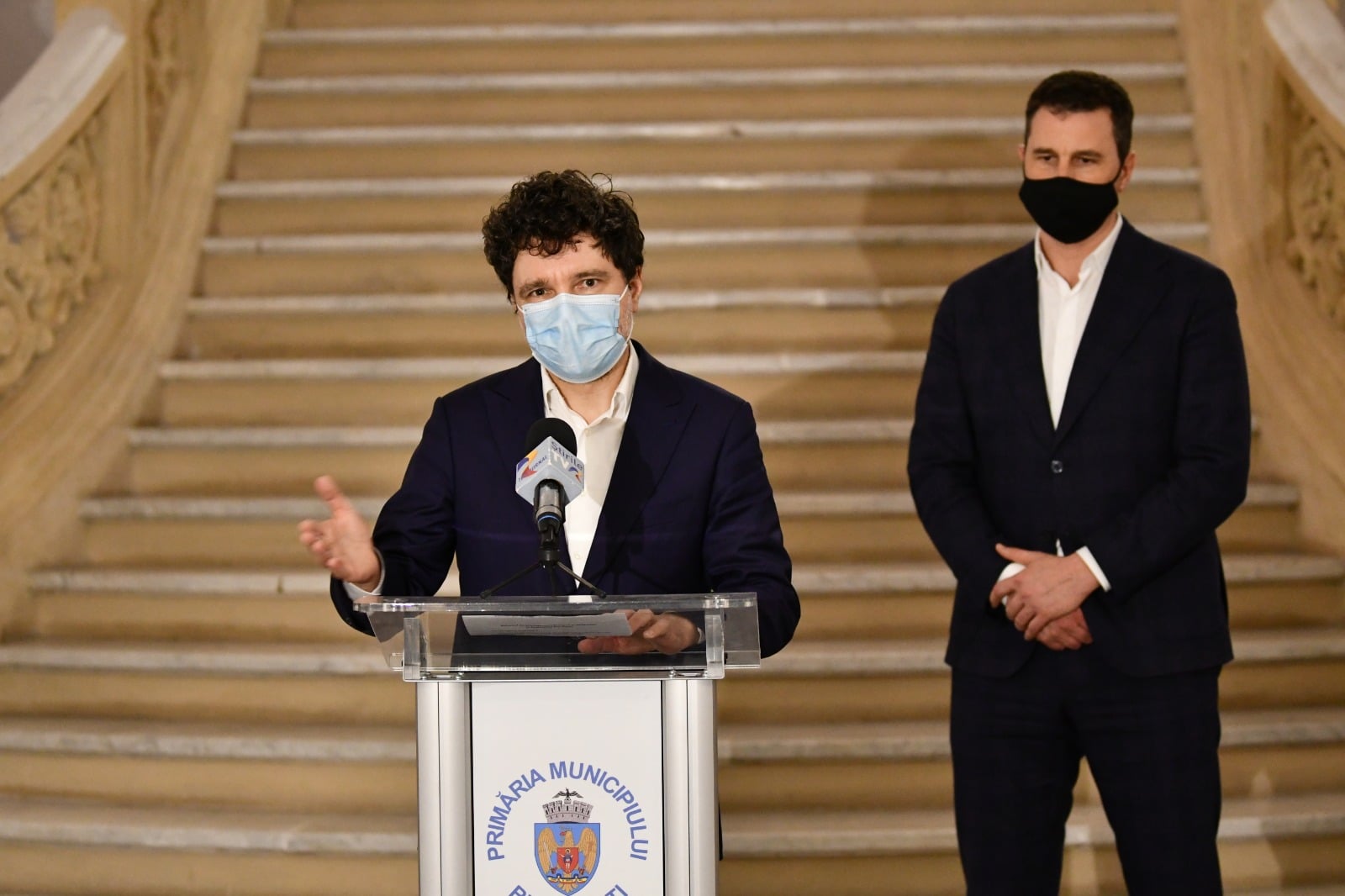 Nicușor Dan, negocieri cu liderii coaliției PNL