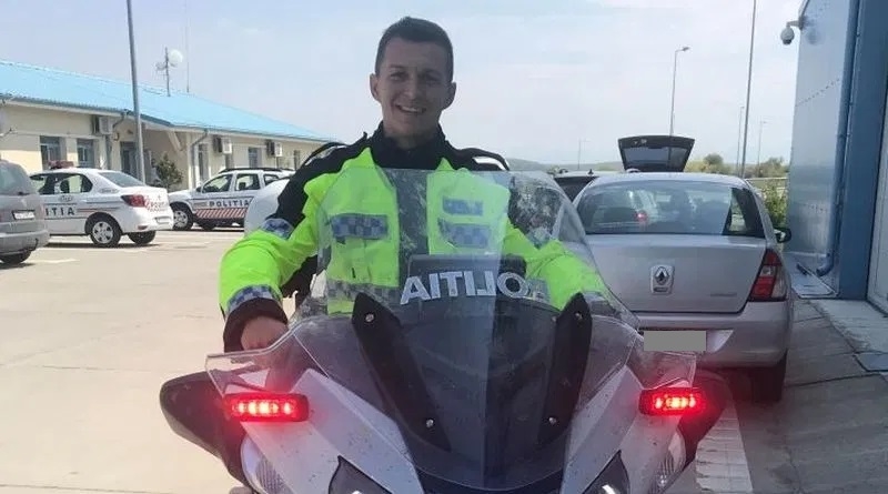 Un polițist a refuzat o șpagă de 12.000 de euro. Banii, oferiți de un bărbat suspectat că a furat 100.000 de euro