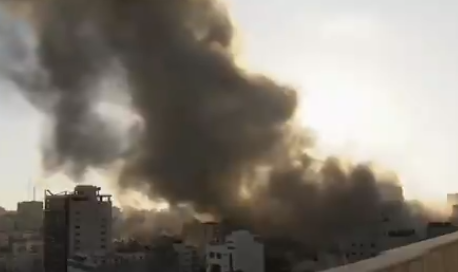 Hamas trimite rachete în Israel după atacurile din Gaza. Mii de israelieni s-au adăpostit joi dimineață