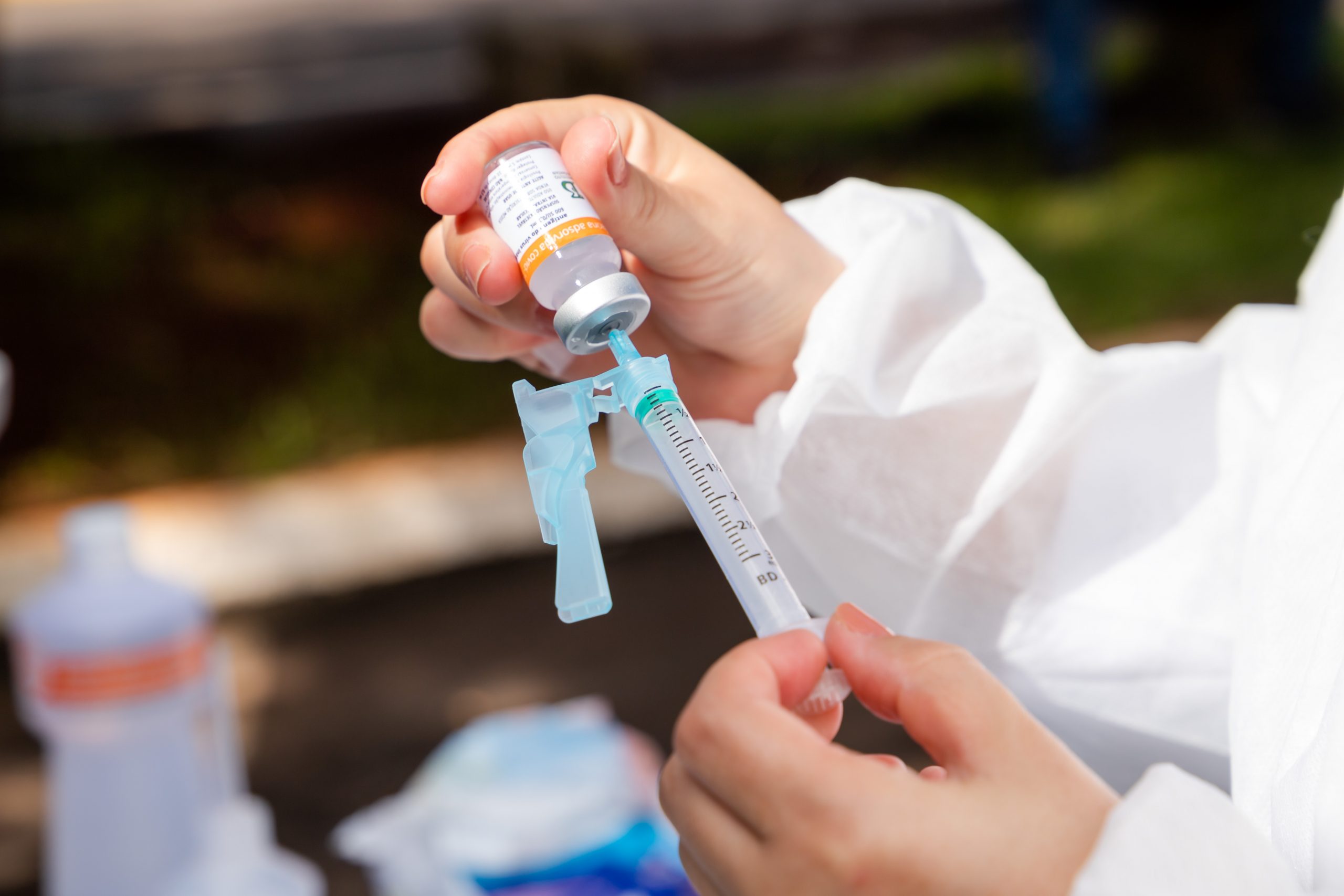 Noile măsuri de relaxare. Persoanele vaccinate cu două doze sunt exceptate de la toate restricțiile