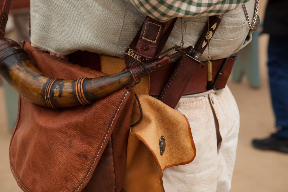 Istoria curelei din piele naturală