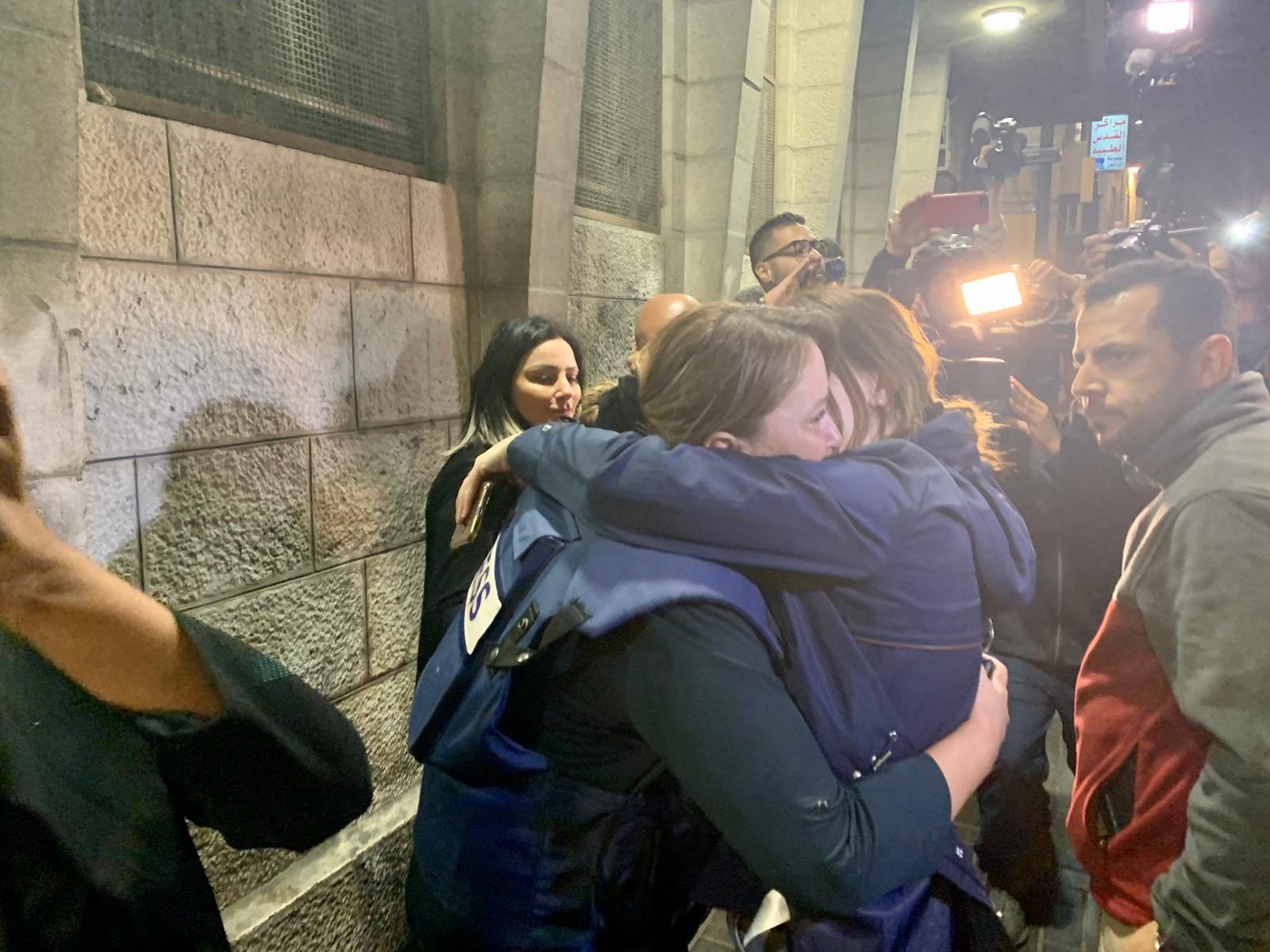 Jurnalistă, arestată în Ierusalimul de Est. Israelul o acuză că i-a atacat forțele de ordine Jurnalistă, arestată în Ierusalimul de Est