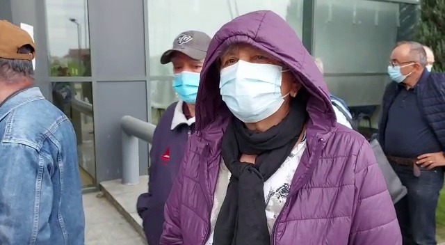 VIDEO| „Frica m-a făcut să mă vaccinez pentru că vine Delta și ne omoară”. Mărturia unei femei care s-a imunizat cu prima doză