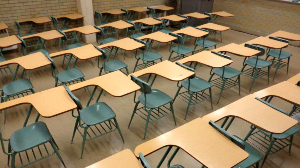 România este țara europeană cu cele mai aglomerate clase primare, 20 de elevi într-o sală