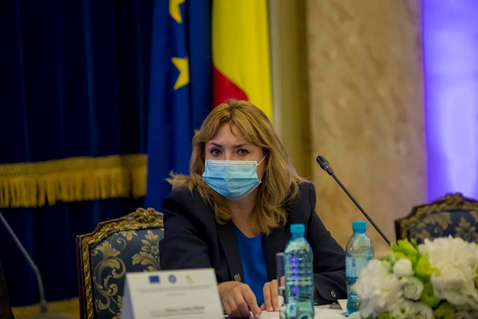 Dacă mai există onoare, președintele Senatului își va da demisia