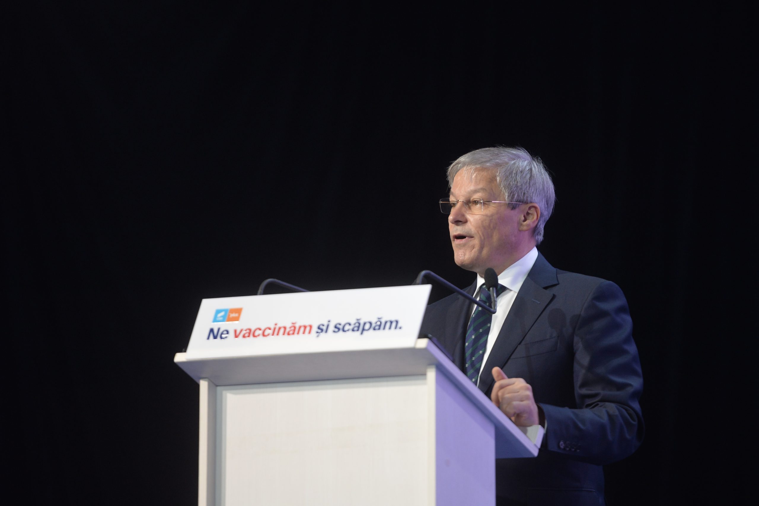 USR PLUS nu va susţine un guvern minoritar PNL condus de Florin Cîţu