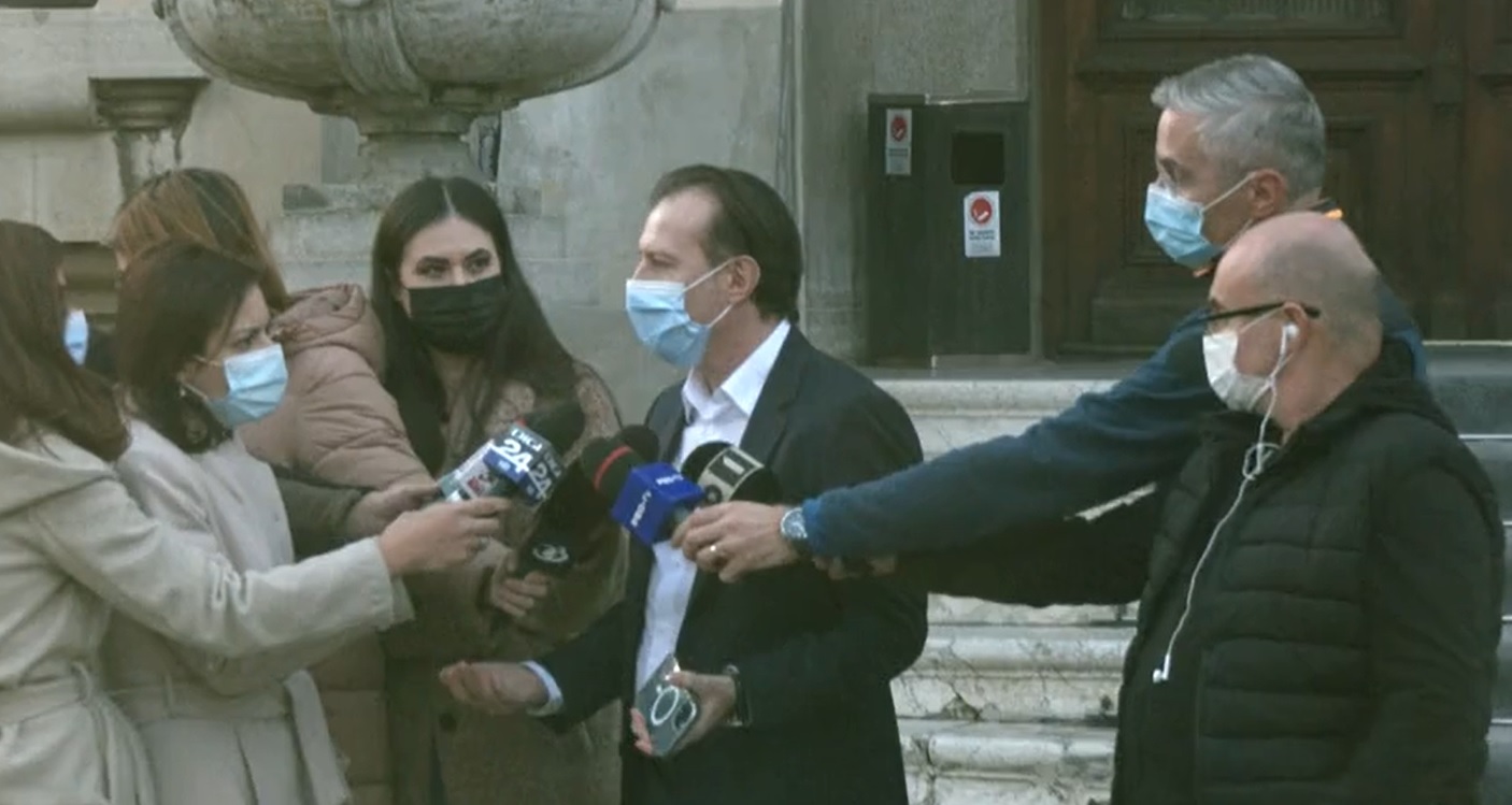 „Cei care nu s-au vaccinat trebuie să se testeze, dar nu pe banii celor de la buget”. Ce spune liderul PNL despre continuarea negocierilor cu PSD