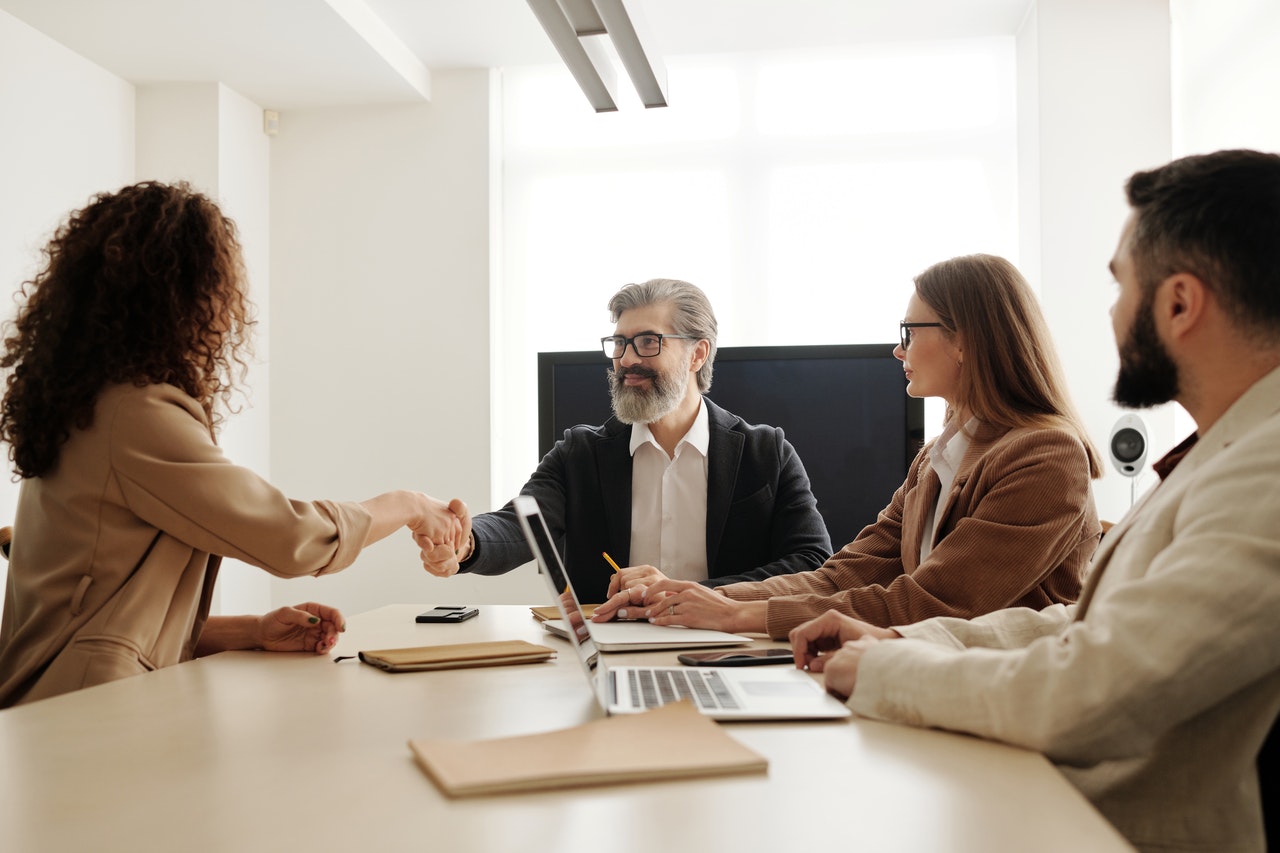 Avantajele externalizării serviciilor de administrare personal