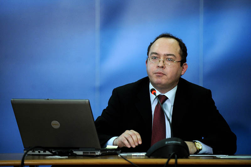 Ministrul de Externe, discuţie cu omologul britanic privind crearea grupului de luptă al NATO din România