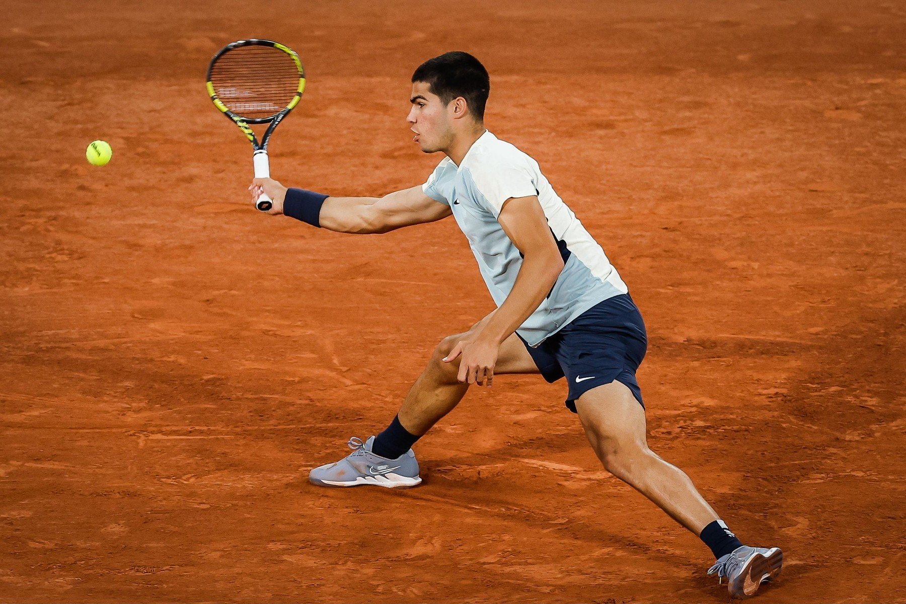VIDEO Carlos Alcaraz, la un nivel incredibil – Ibericul, în sferturi la Roland Garros