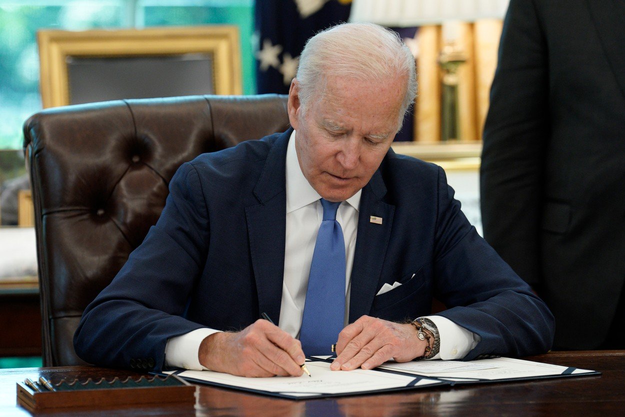 Biden se întâlneşte joi cu secretarul general al NATO, la Casa Albă