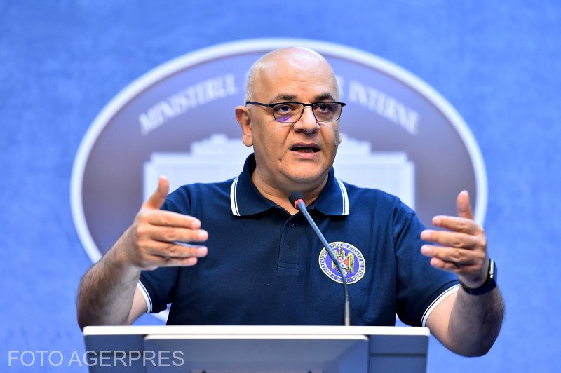 Arafat spune că pompierii pot ajuta populaţia cu apă menajeră, dar nu cu apă potabilă