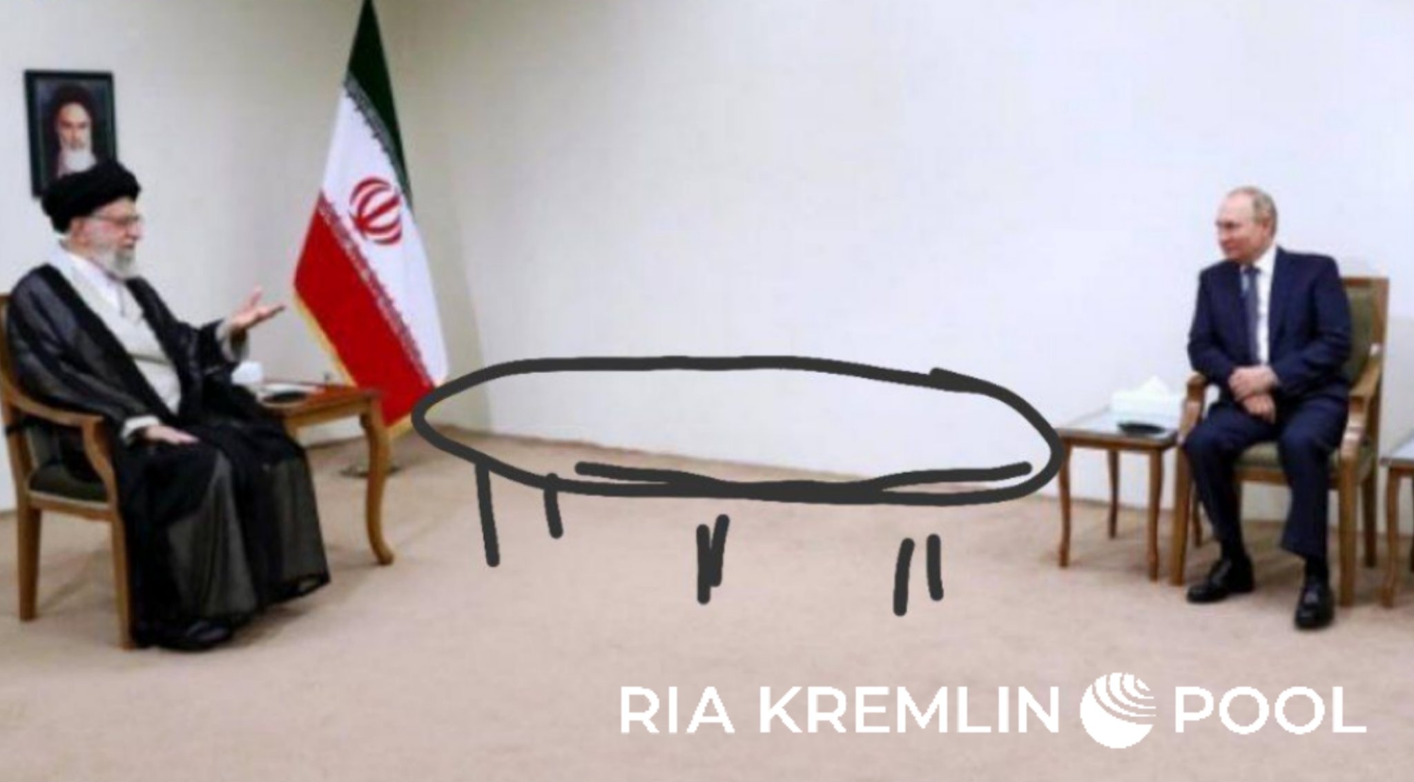 FOTO Inclusiv jurnaliștii de la Kremlin ironizează vizita făcută de Vladimir Putin în Iran