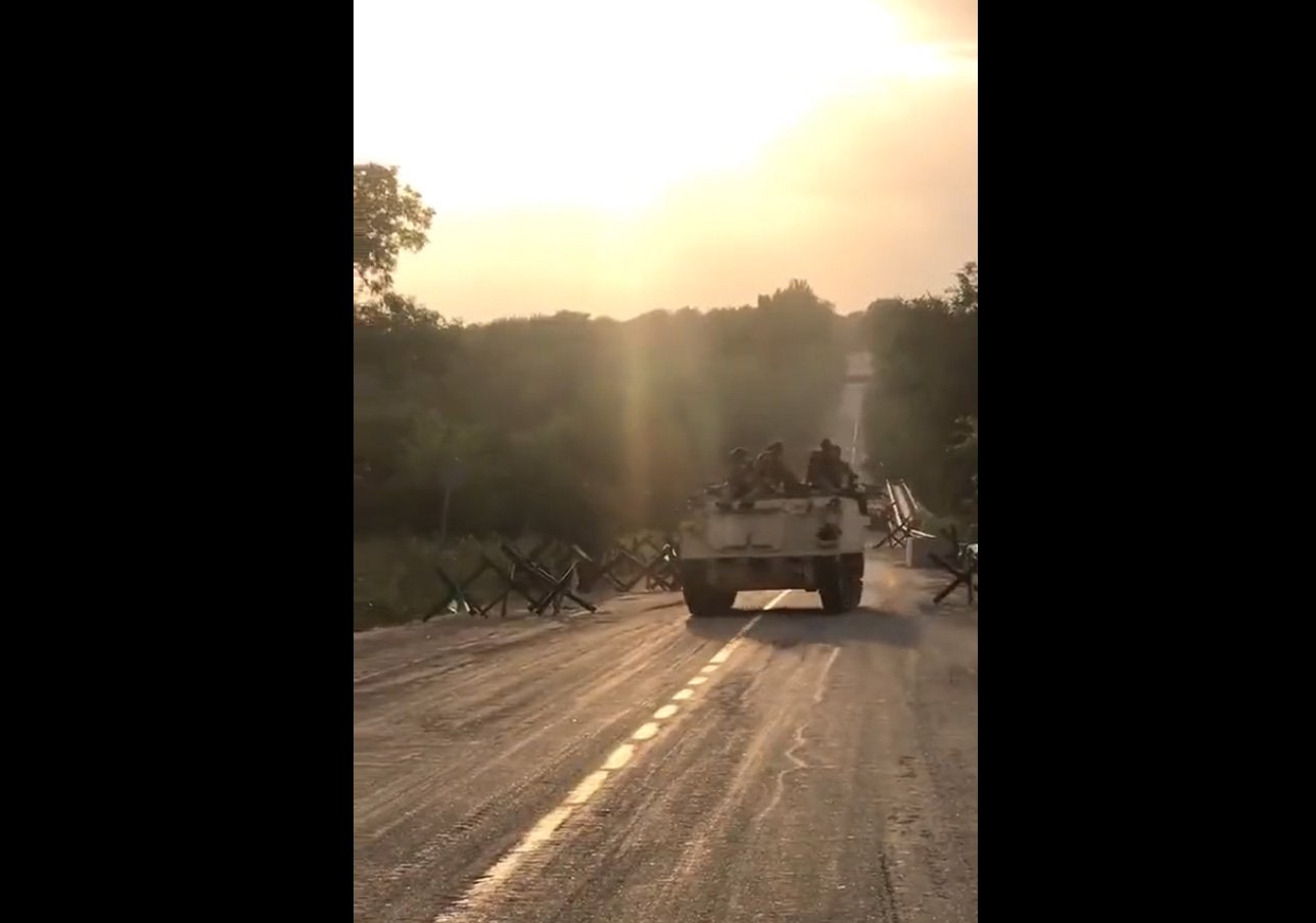VIDEO Cavaleria americană a ajuns în Ucraina, „după o lungă așteptare”: Primele imagini cu transportoarele blindate M113A3