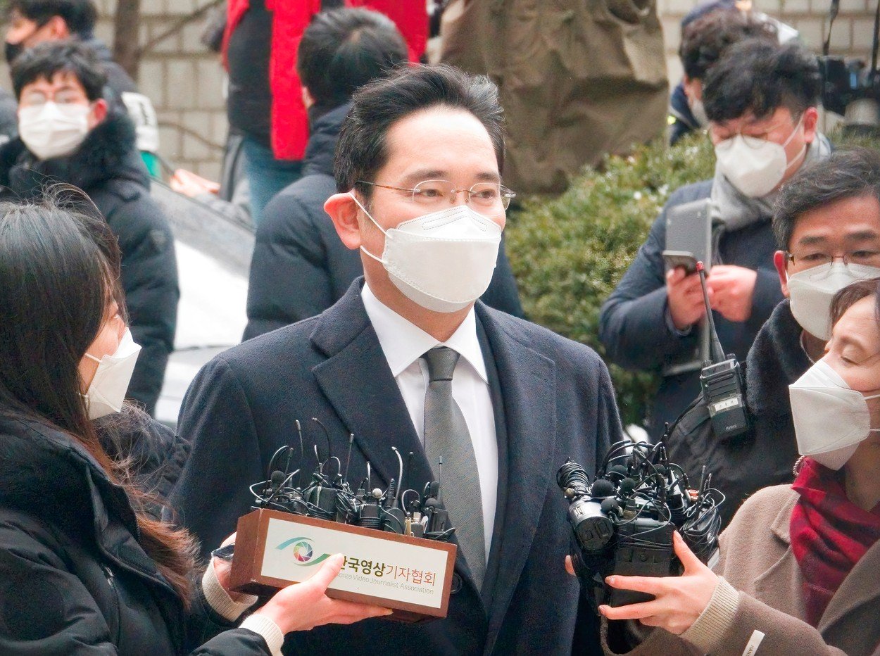 Coreea de Sud: Moştenitorul Samsung a obţinut o graţiere prezidenţială