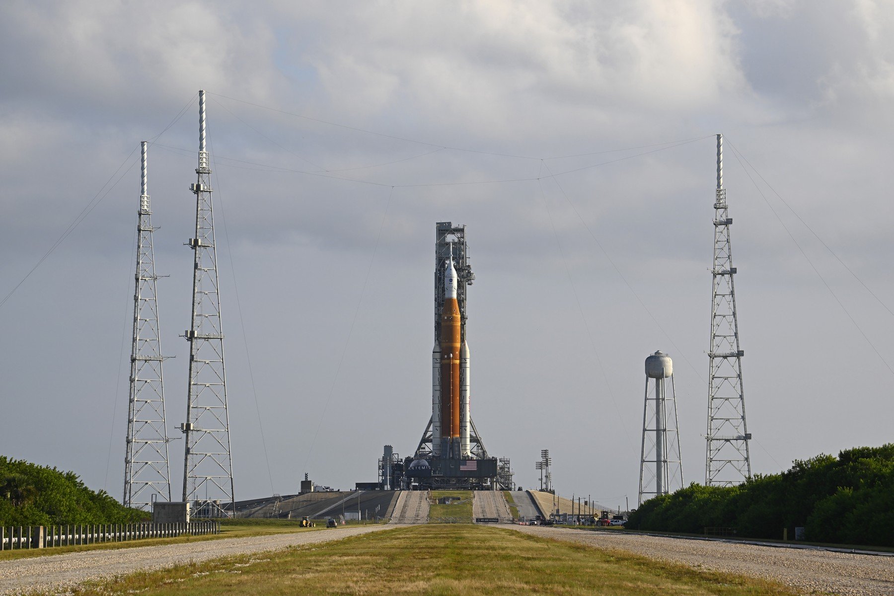 VIDEO NASA a pregătit racheta SLS pe care o va lansa către Lună peste 12 zile