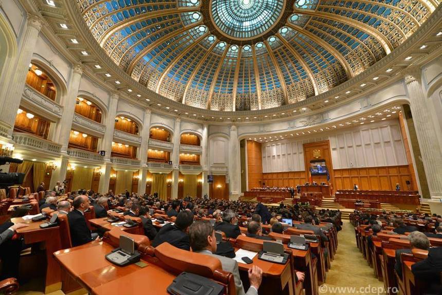 Camera Deputaţilor dezbate moţiunea simplă a USR împotriva ministrului Energiei