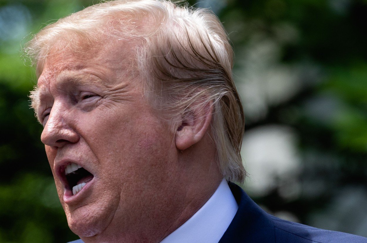 Donald Trump dă în judecată CNN pentru defăimare și pretinde 475 de milioane de dolari