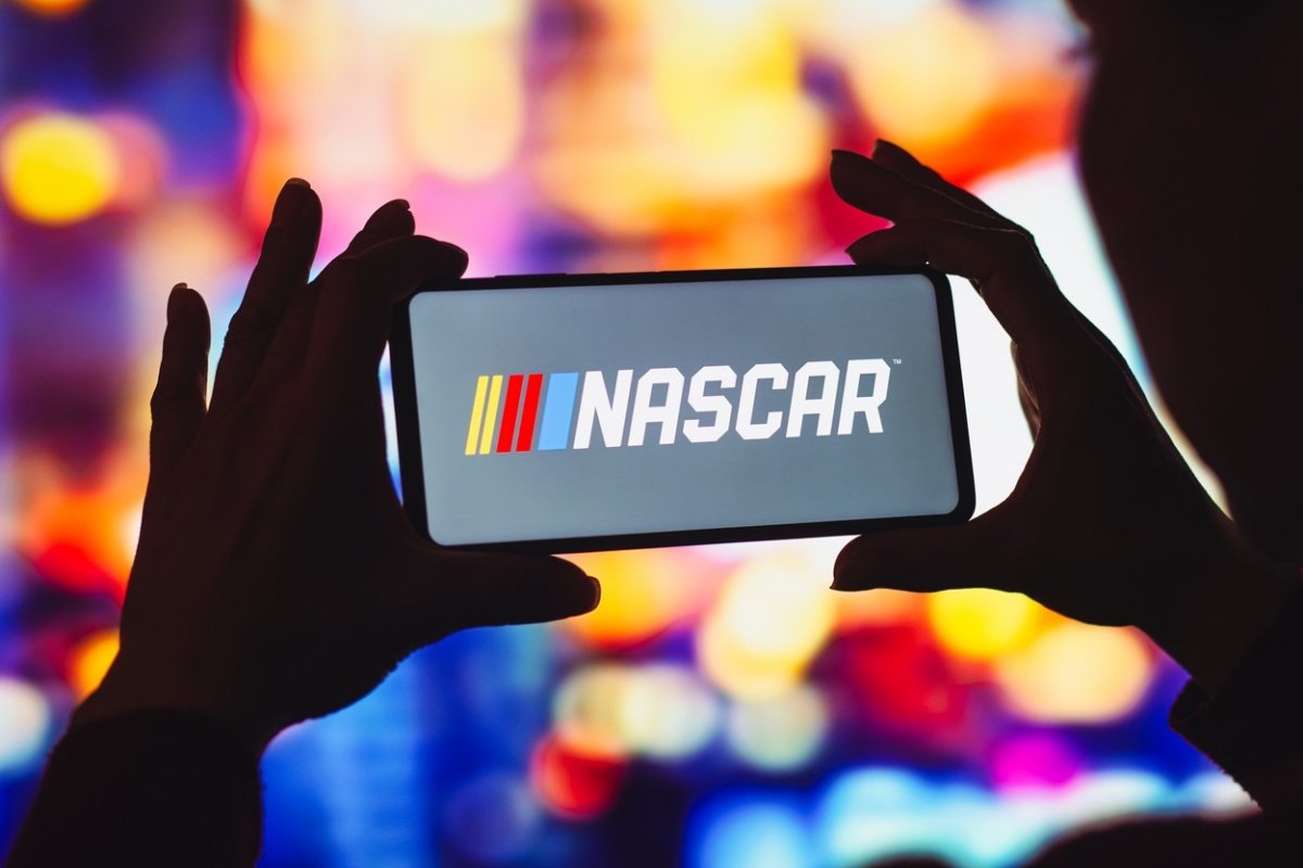 VIDEO Faza zilei: Bătaie violentă între doi piloți la o cursă NASCAR: „Am început să lovesc ca Mike Tyson”