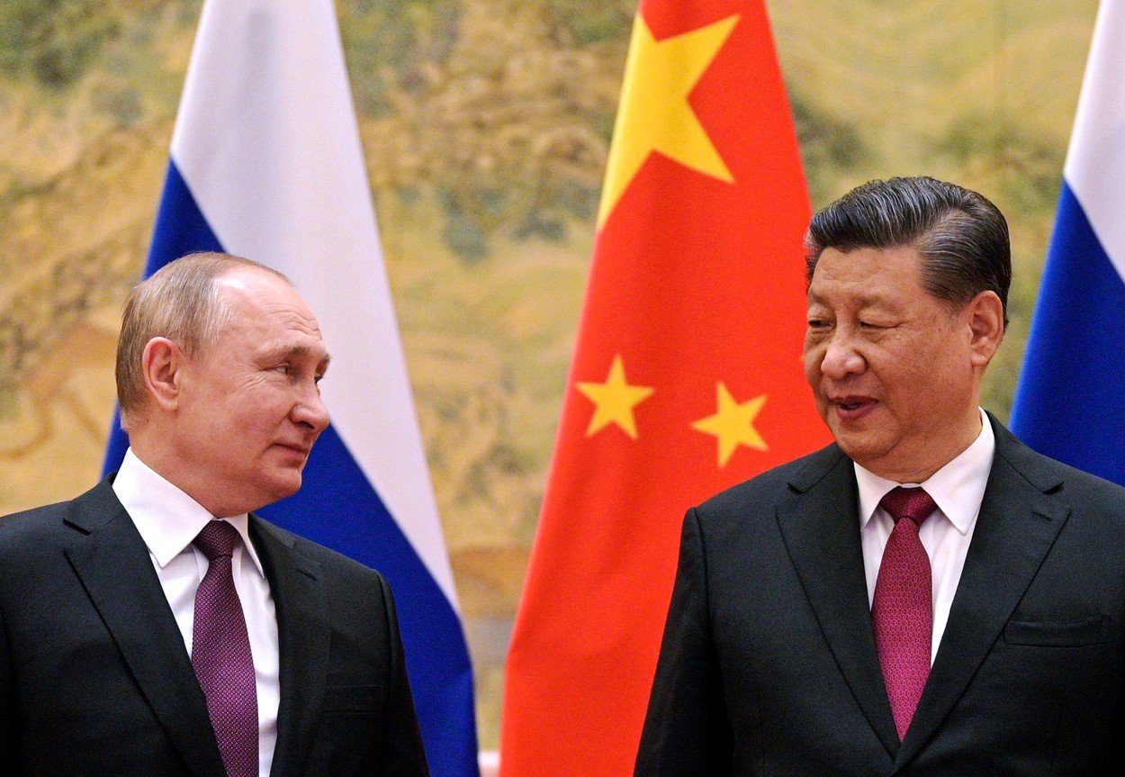 Xi Jinping și Vladimir Putin, confruntați cu crize pe multiple fronturi