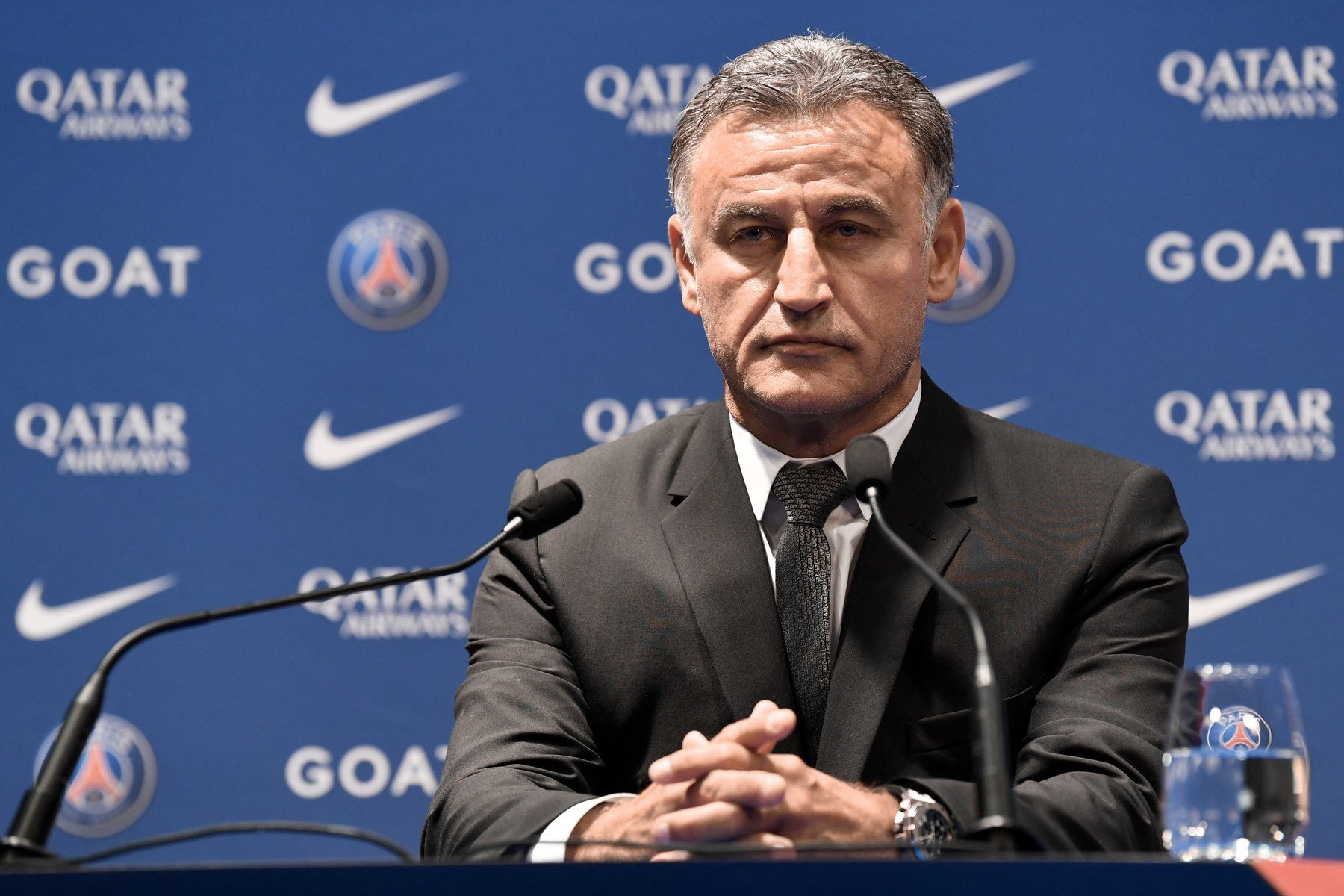 Antrenorul lui PSG s-a săturat de scandalurile din jurul echipei: „Nu ne sărutam în fiecare zi, dar lucrurile merg bine”