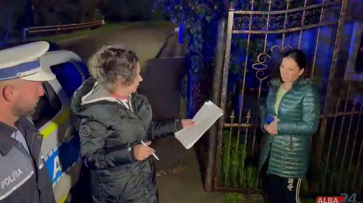 Locuitori din Roșia Montană, evacuați de urgență din cauza unei fisuri la barajul lacului Tăul Mare