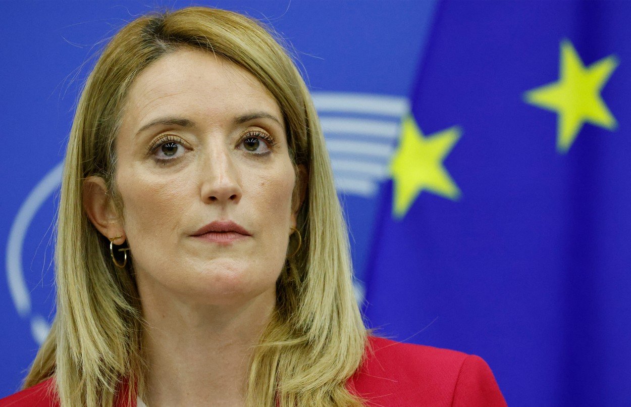 Roberta Metsola: UE ar trebui să furnizeze tancurile specifice pe care le cere Ucraina