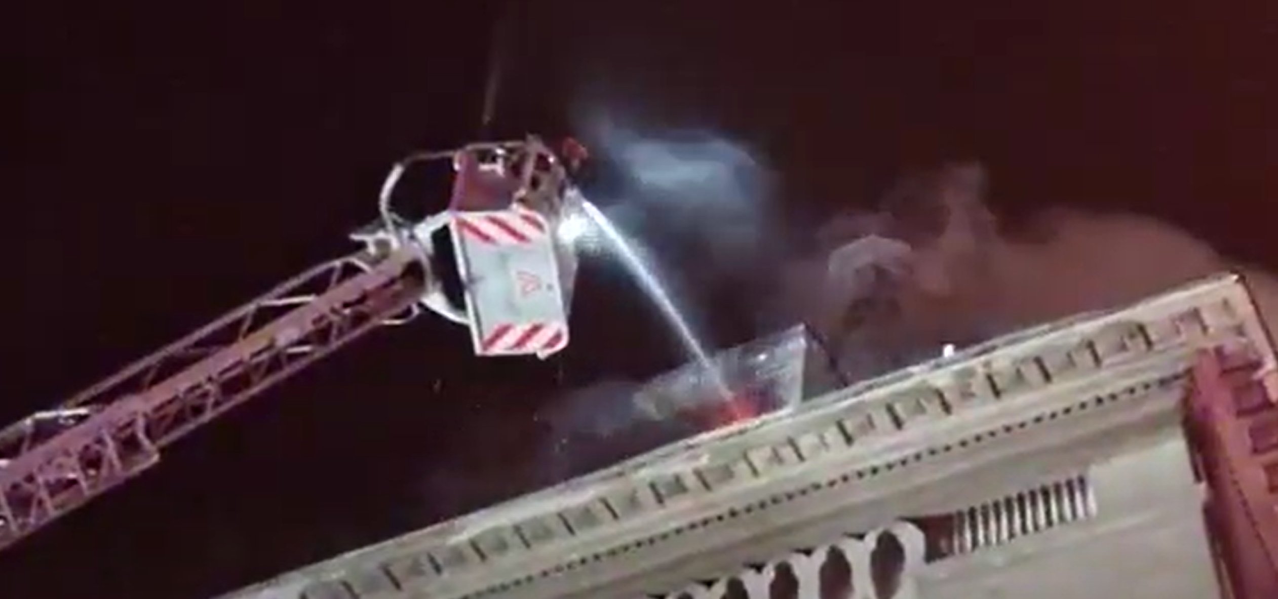 VIDEO Incendiul de la Arhiepiscopia Tomisului a fost localizat – UPDATE