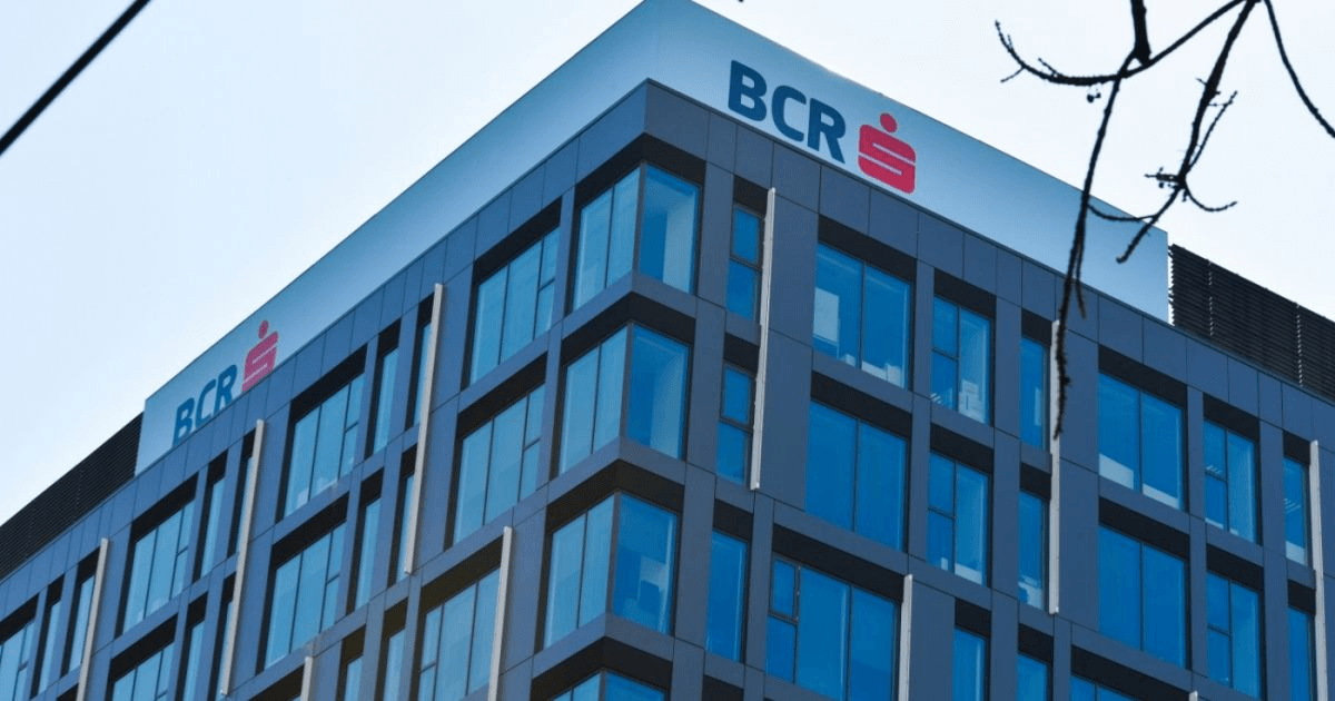 Cum explică CNAIR intenția de închidere a conturilor la banca austriacă BCR