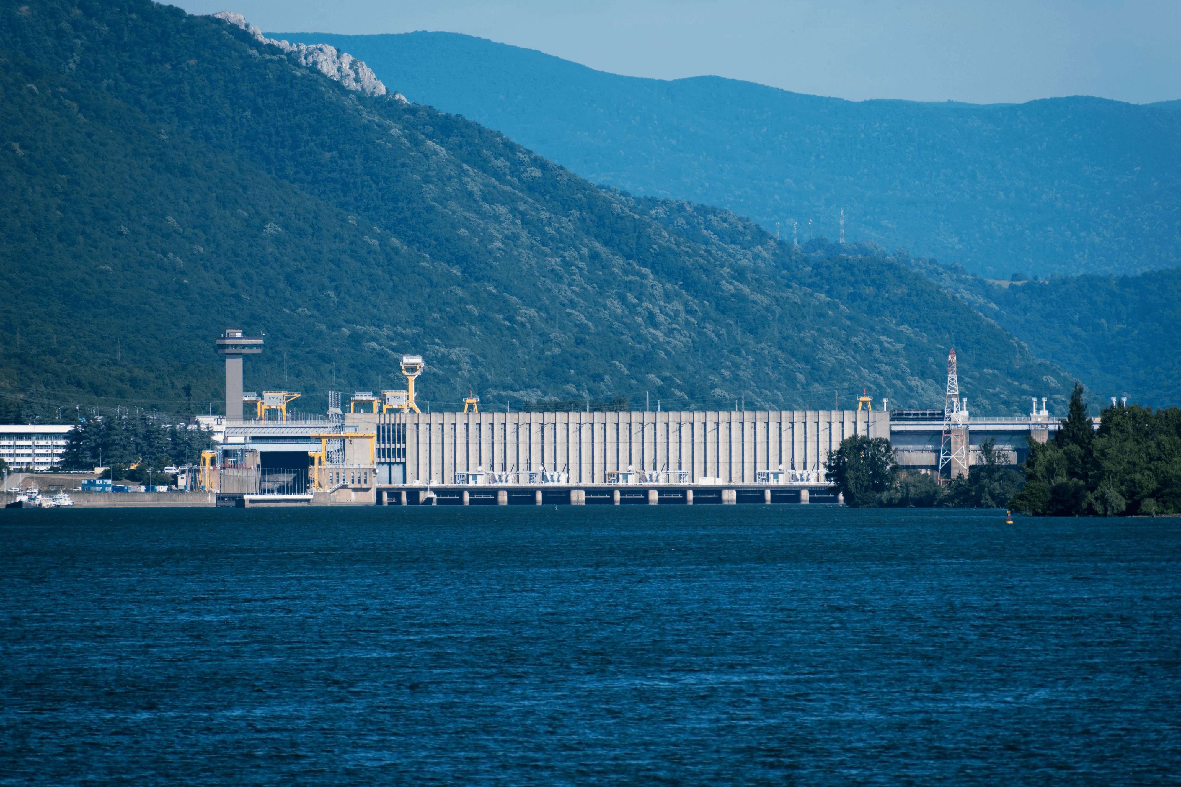 Listarea Hidroelectrica, printre cele mai așteptate evenimente pentru investitori în 2023