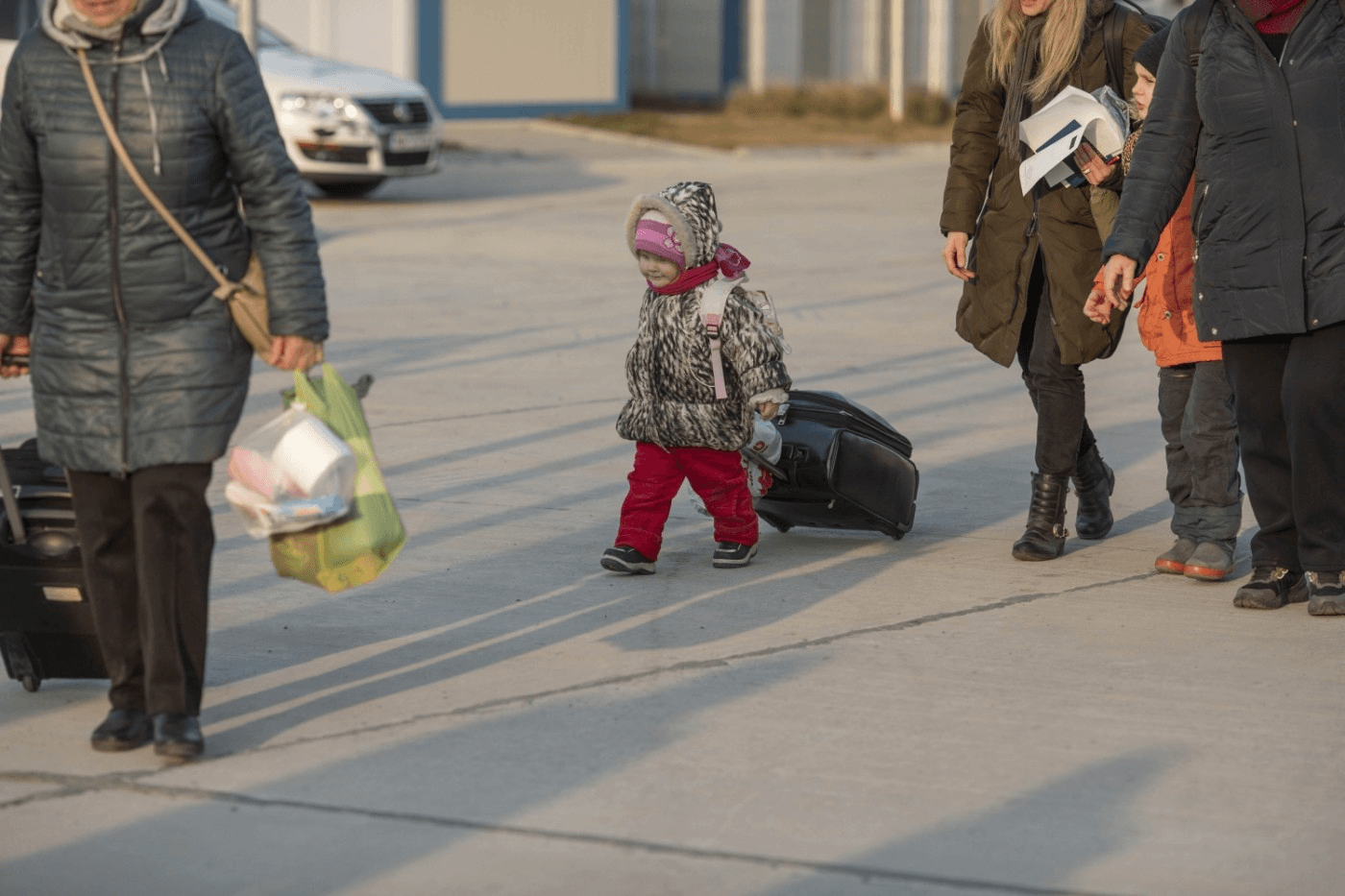 Guvernul oferă 56,7 milioane de lei pentru decontarea cheltuielilor cu hrana şi cazarea refugiaţilor ucraineni