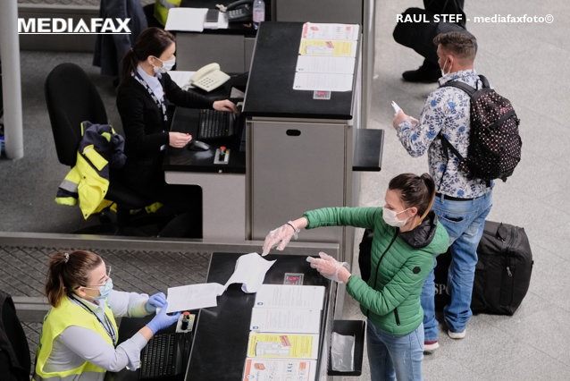 Noi reguli privind lichidele şi bagajele de mână în aeroporturile britanice. Scanerele 3D vor intra în acţiune