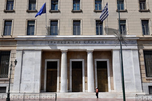 Băncile greceşti vor subvenţiona creşterea dobânzilor pentru debitorii vulnerabili