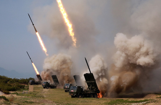 Imaginea articolului Explozii auzite la Kiev. Peste 100 de rachete au fost lansate în toată Ucraina