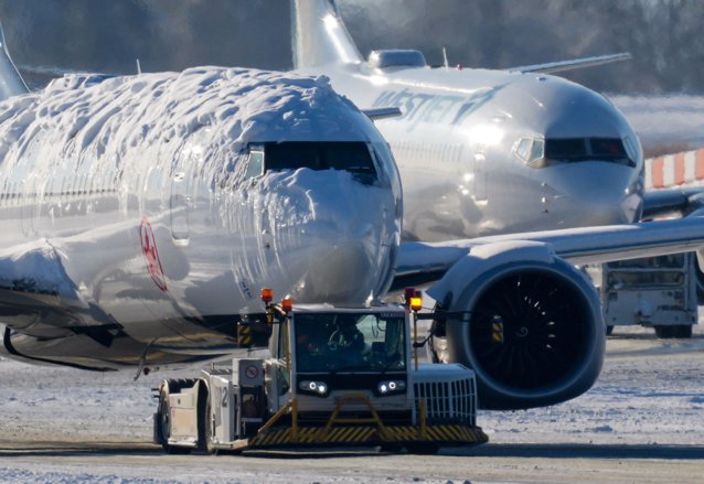 Companiile aeriene anulează 2.700 de zboruri în SUA din cauza vremii