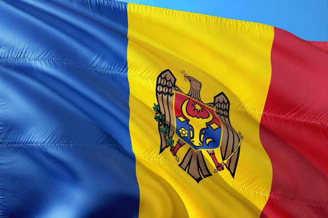 Licenţele a şase posturi de televiziune din Republica Moldova au fost suspendate. Autorităţile spun că făceau propagandă rusă şi încercau să destabilizeze ţara