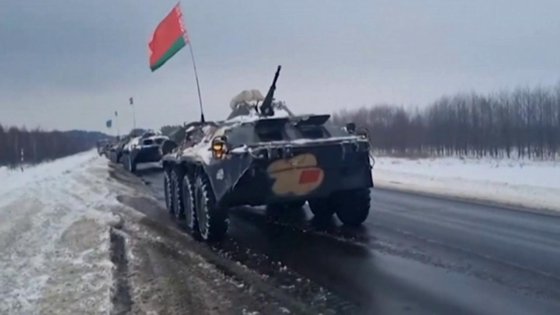 Imaginea articolului Belarus a scos tancurile pe zăpadă în exerciţii de „pregătire pentru luptă”


