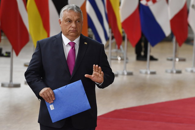 Viktor Orban critică Bruxelles-ul în contextul scandalului „Qatargate”. El cere desfiinţarea Parlamentului European
