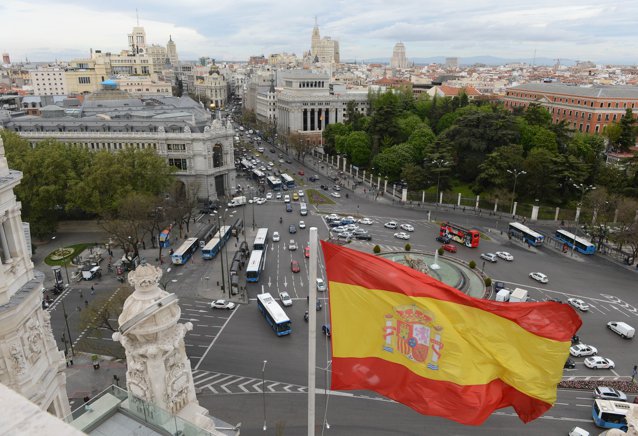 Senatul spaniol a aprobat taxarea excepţională a unităţilor bancare şi a marilor companii energetice