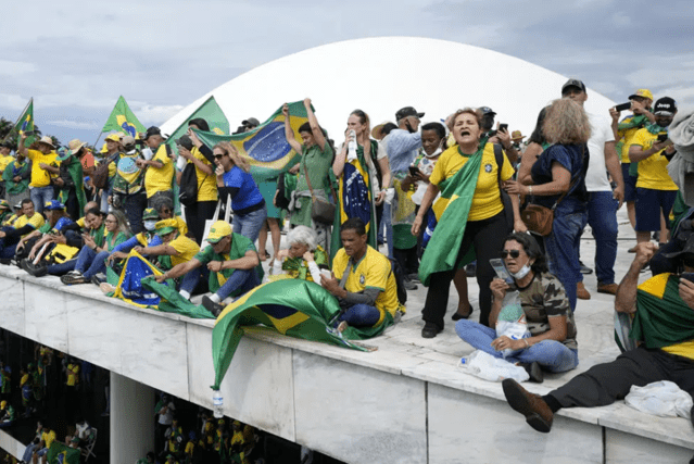 Brazilia investighează cine a condus protestele antidemocratice din capitală