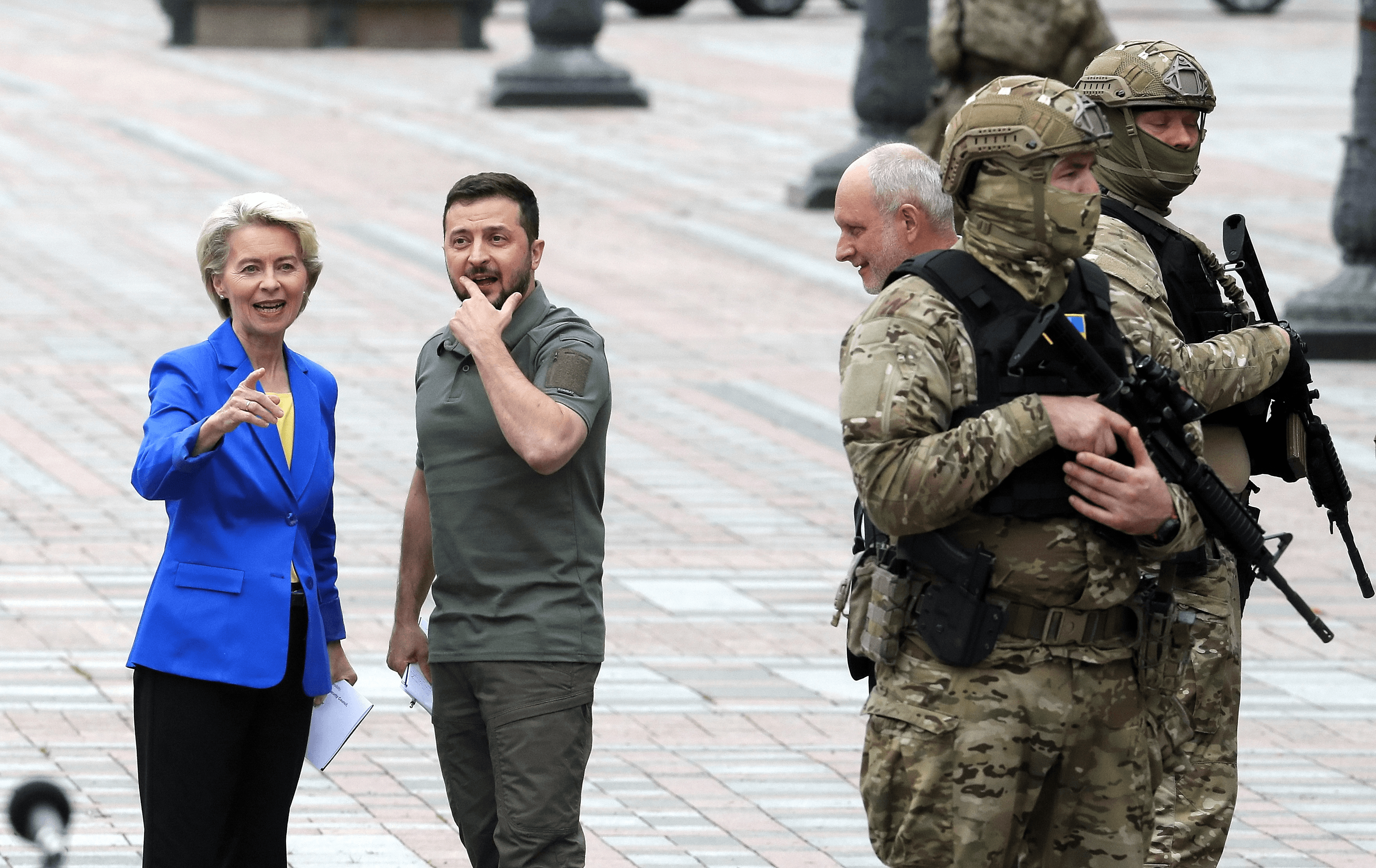 Ucraina va primi prima tranșă din cele 18 miliarde de euro de la UE. Discuție Zelenski-Von der Leyen