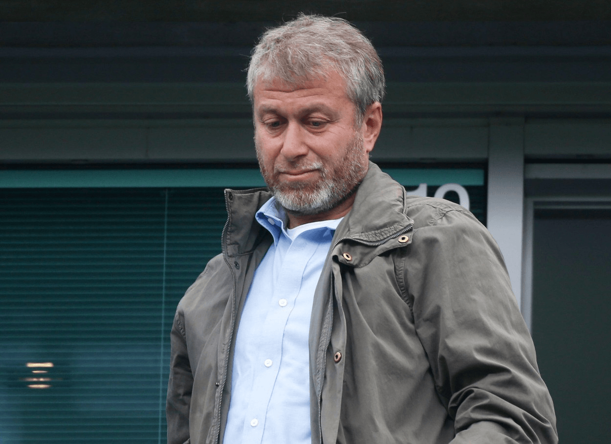 Oligarhul rus Roman Abramovici a transferat miliarde de dolari pe numele copiilor, ca să evite sancțiunile