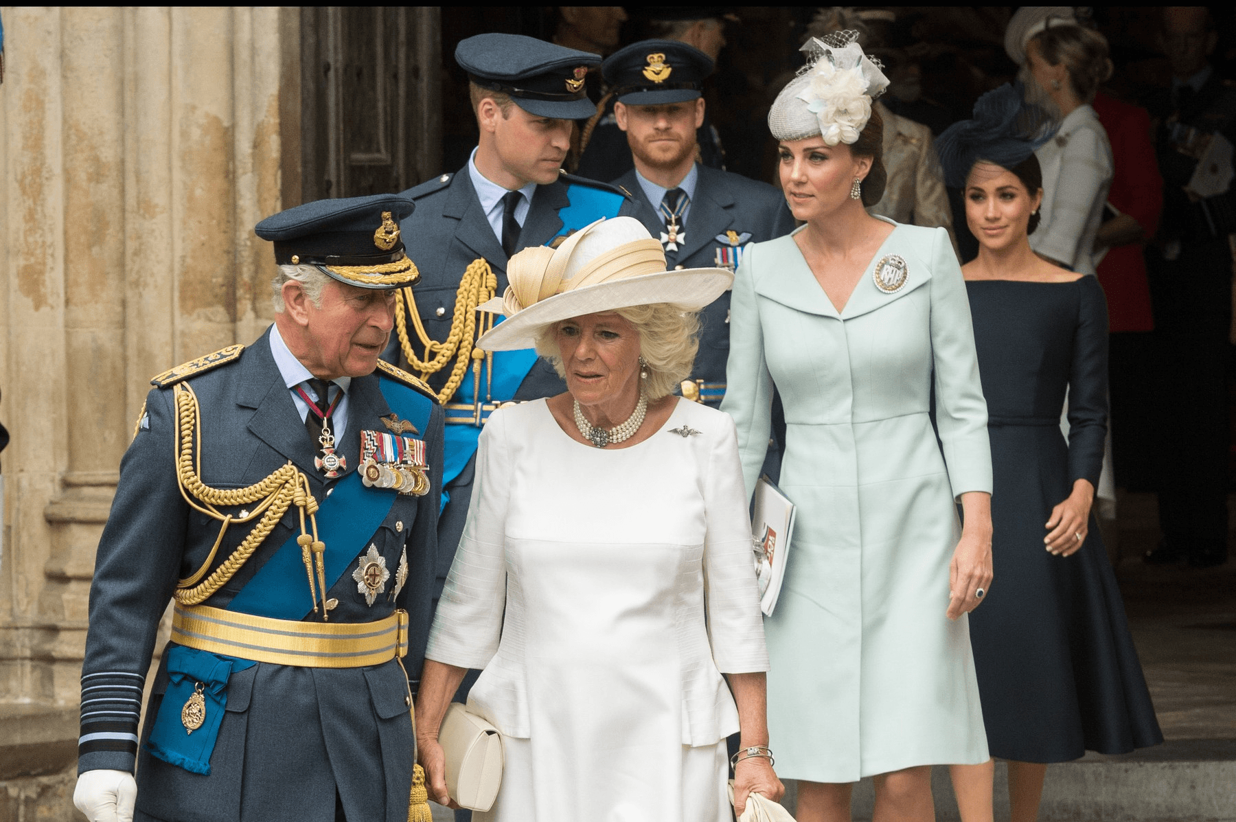 Cartea prințului Harry ar putea fi „începutul sfârșitului” pentru monarhia britanică. Implicațiile „absolut catastrofale”