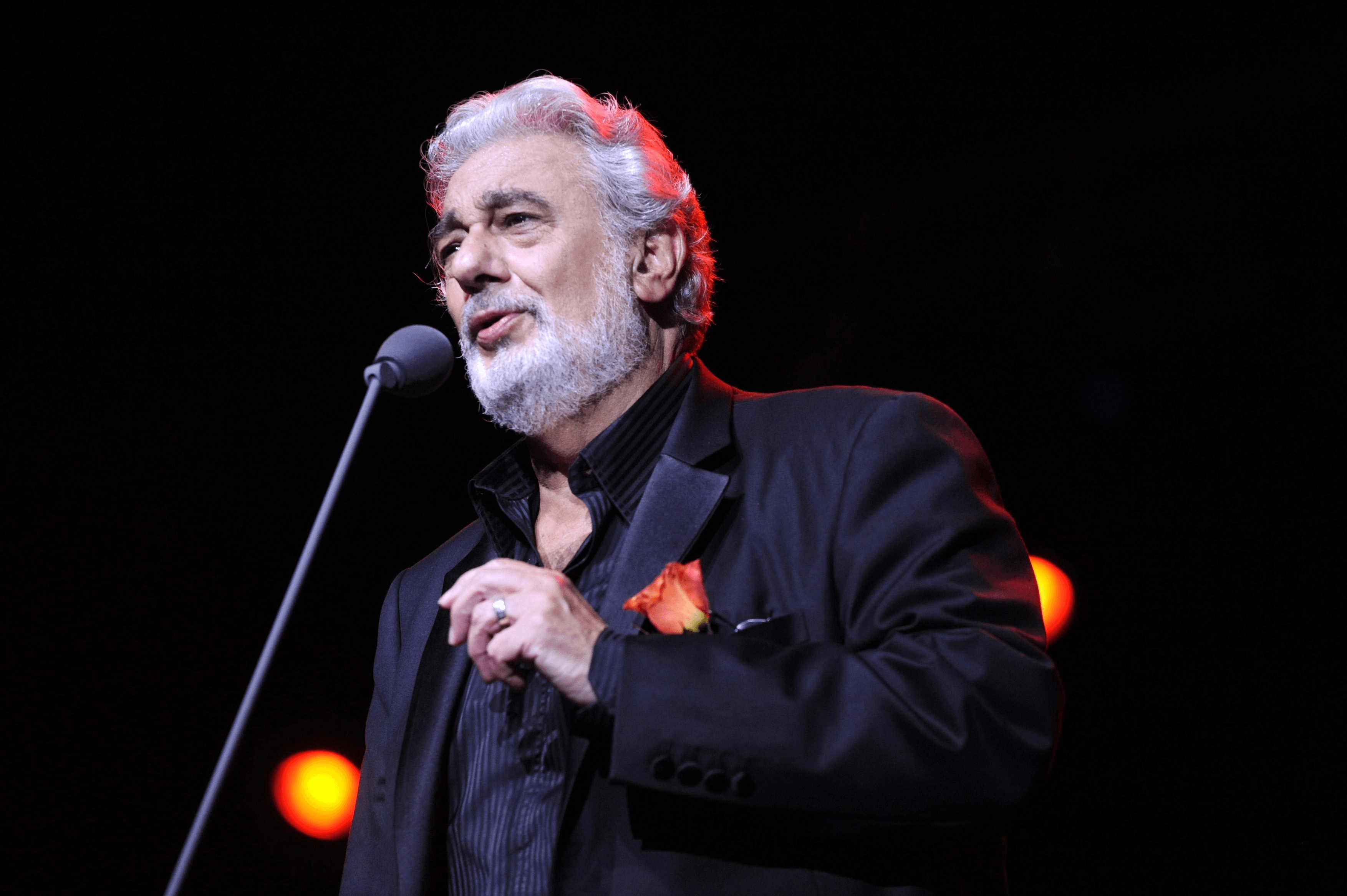 Cântărețul de operă Placido Domingo, vizat de noi acuzații de hărțuire sexuală