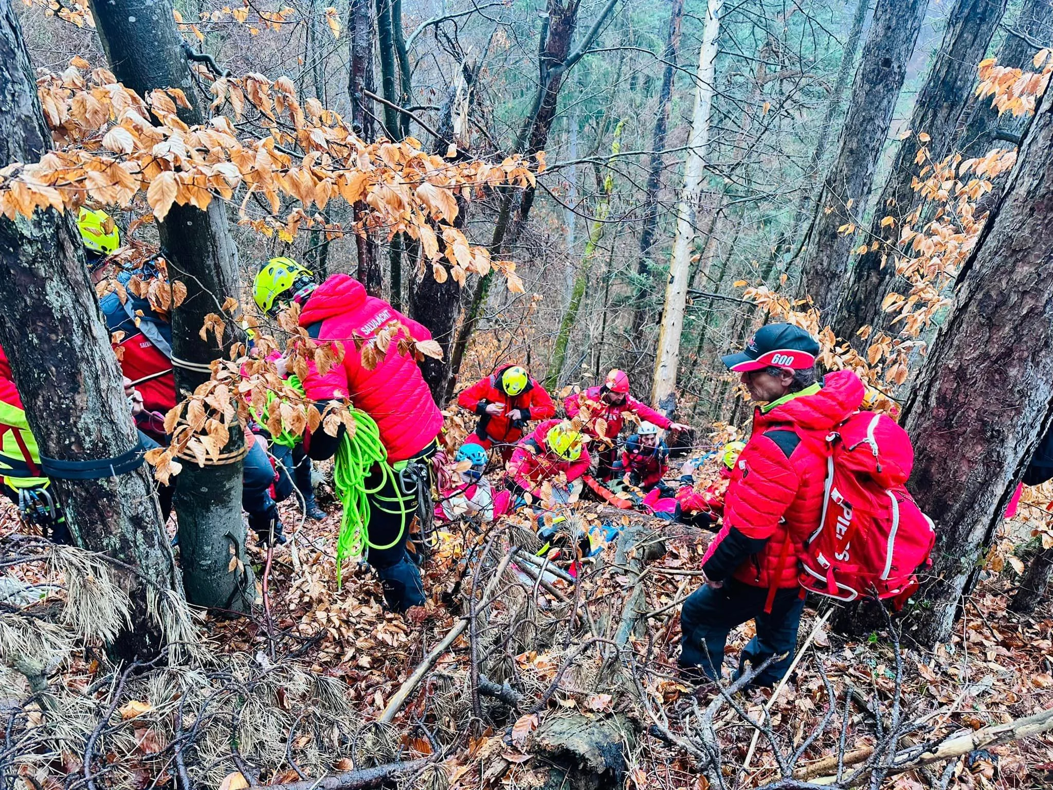 Avalanșă de nenorociri în munții României, deși traversăm o iarnă ușoară. Ce spun cei de la la Salvamont