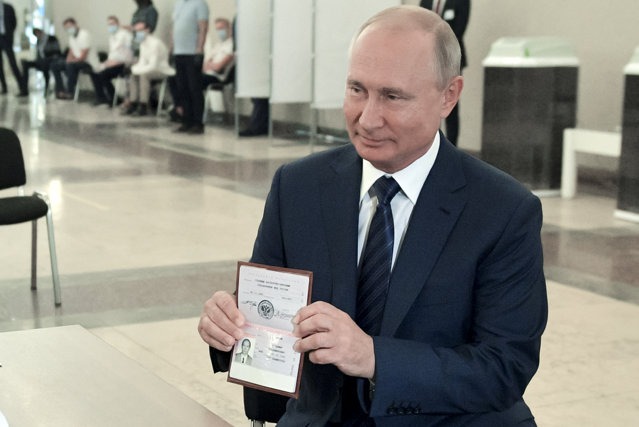 Putin forţează un număr mare de ucraineni să lupte împotriva ţării lor. Cum a transformat Rusia paşaportul în armă